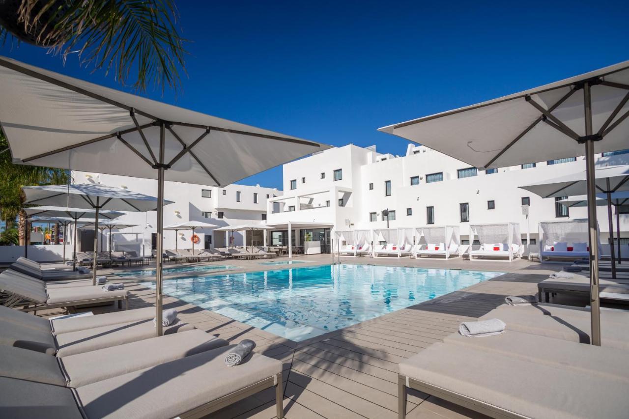 Migjorn Ibiza Suites&Spa Playa d'en Bossa Exterior foto