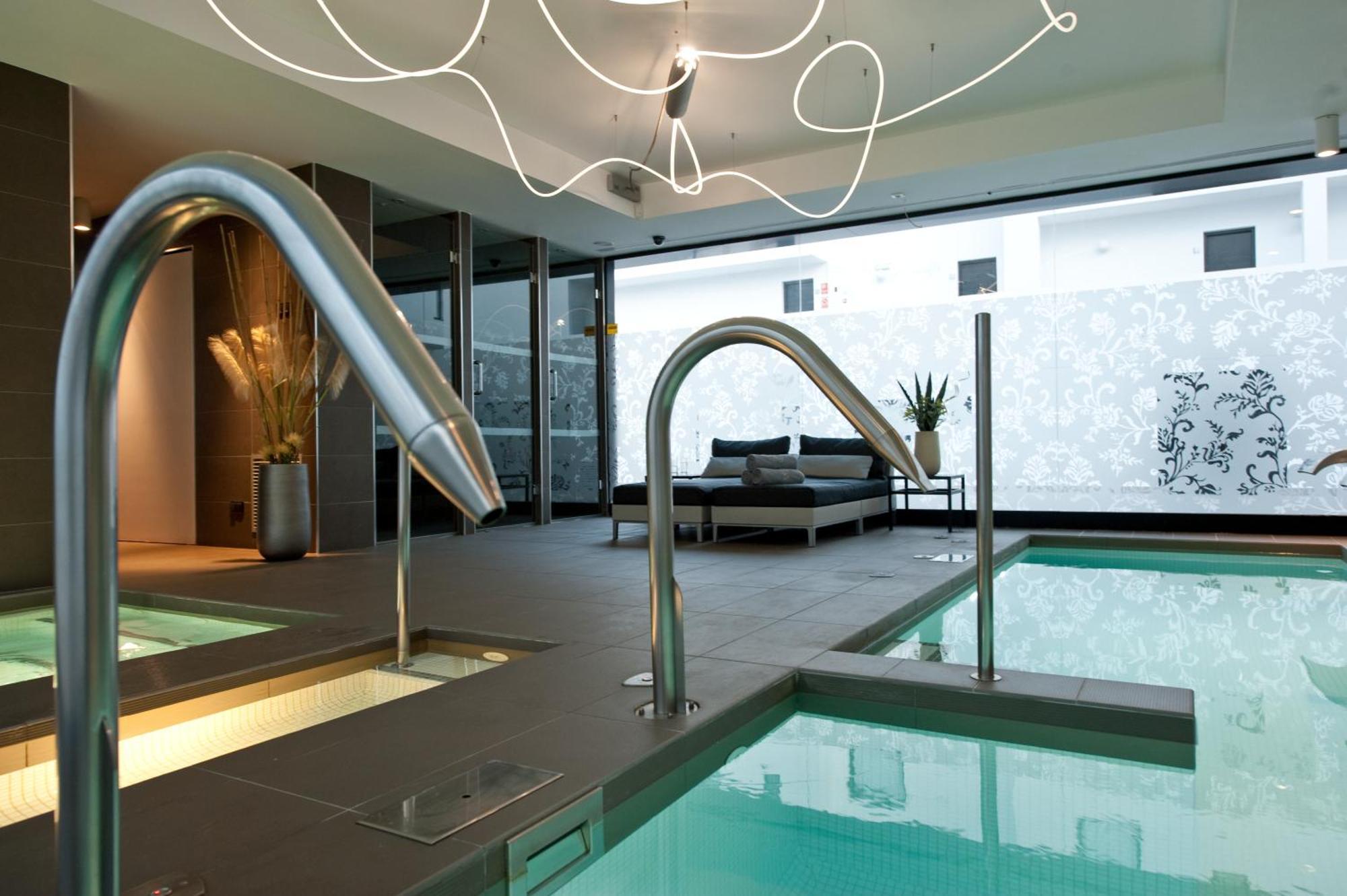 Migjorn Ibiza Suites&Spa Playa d'en Bossa Exterior foto